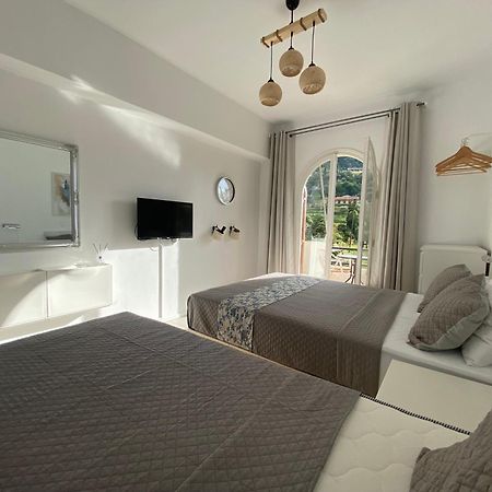 Navy Apartment With Mountain View &Private Parking Vátos Eksteriør billede